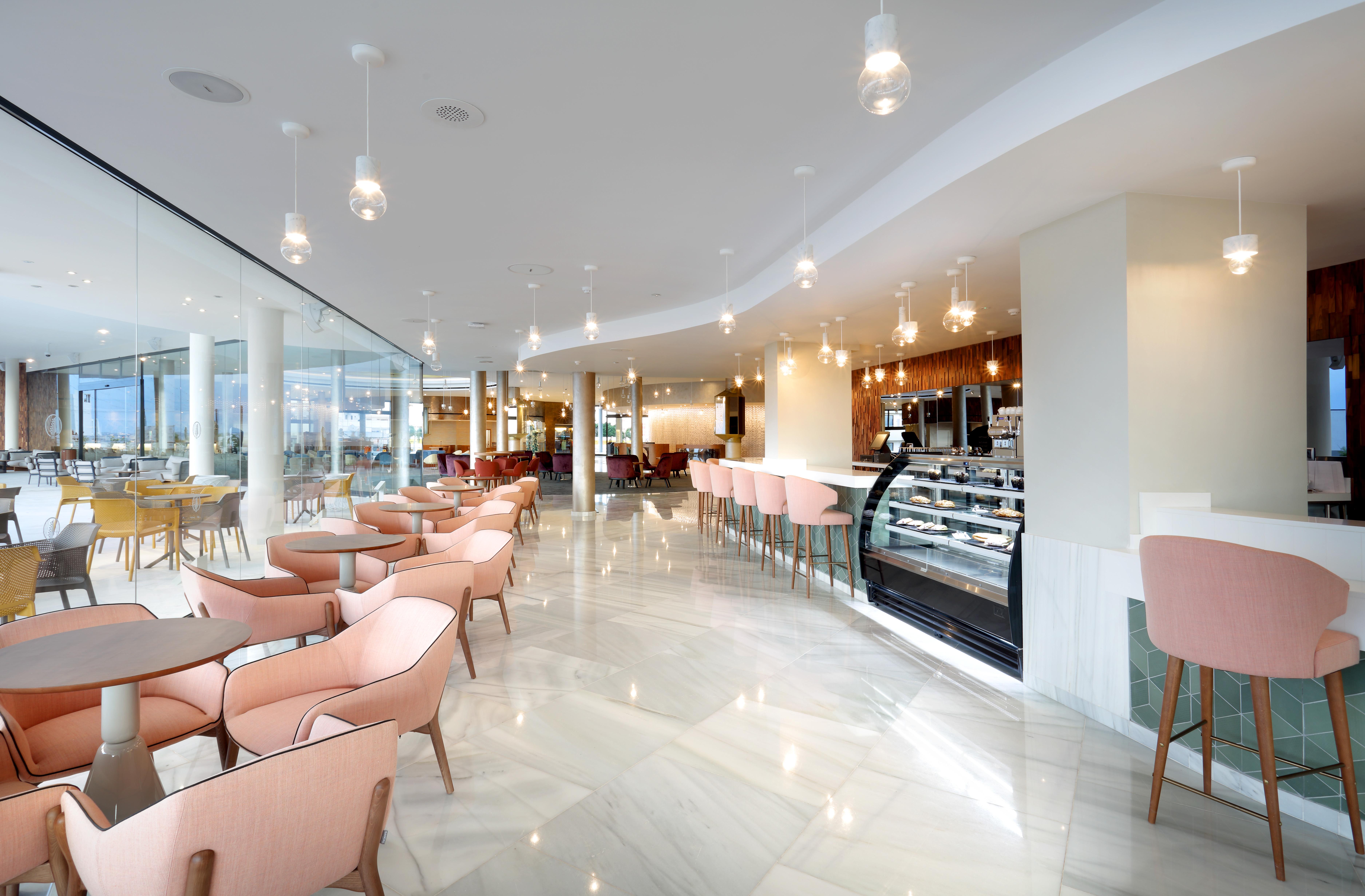 Hard Rock Hotel Tenerife Адехе Екстериор снимка The interior of the hotel