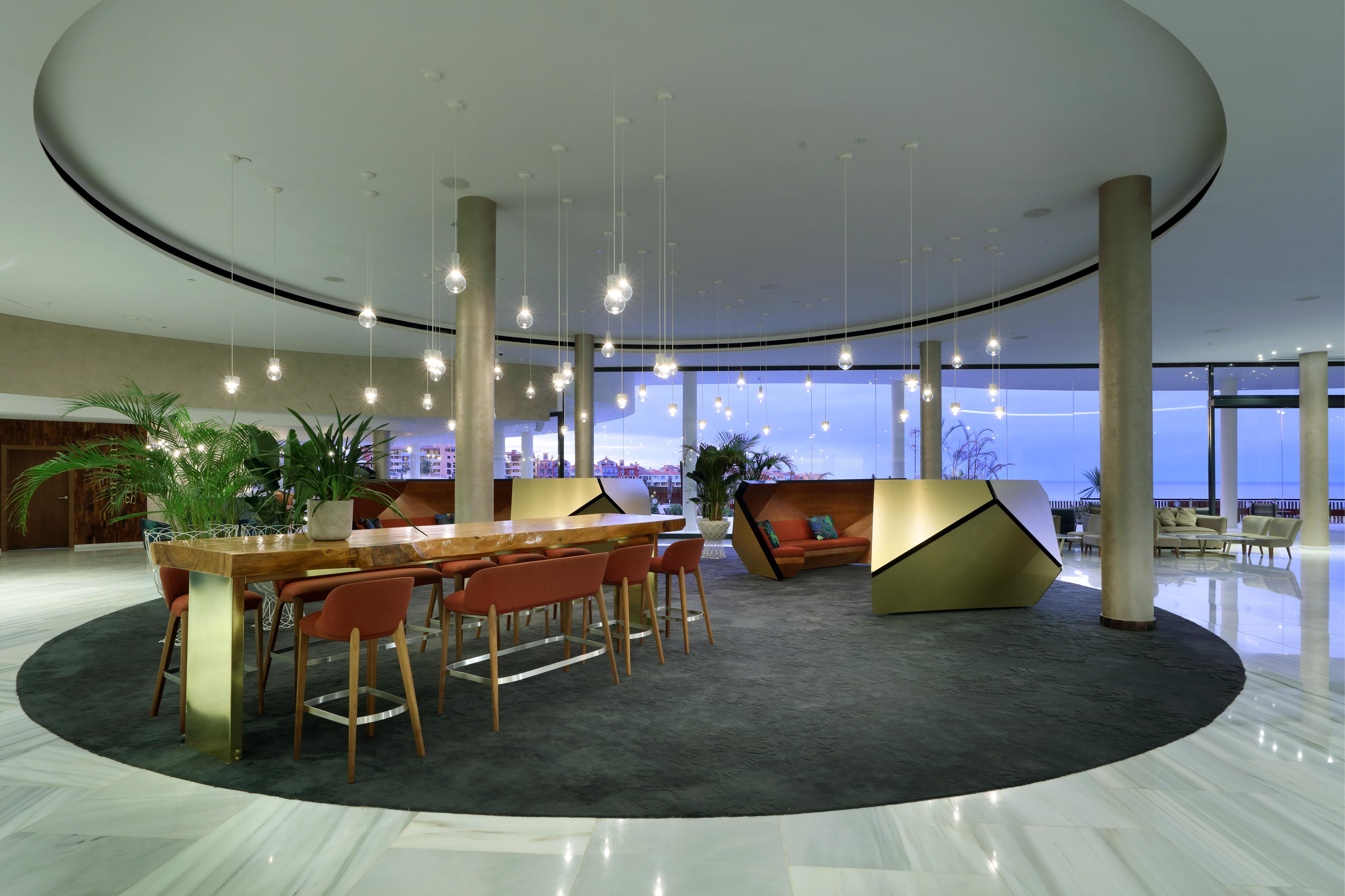 Hard Rock Hotel Tenerife Адехе Екстериор снимка The lounge at the airport