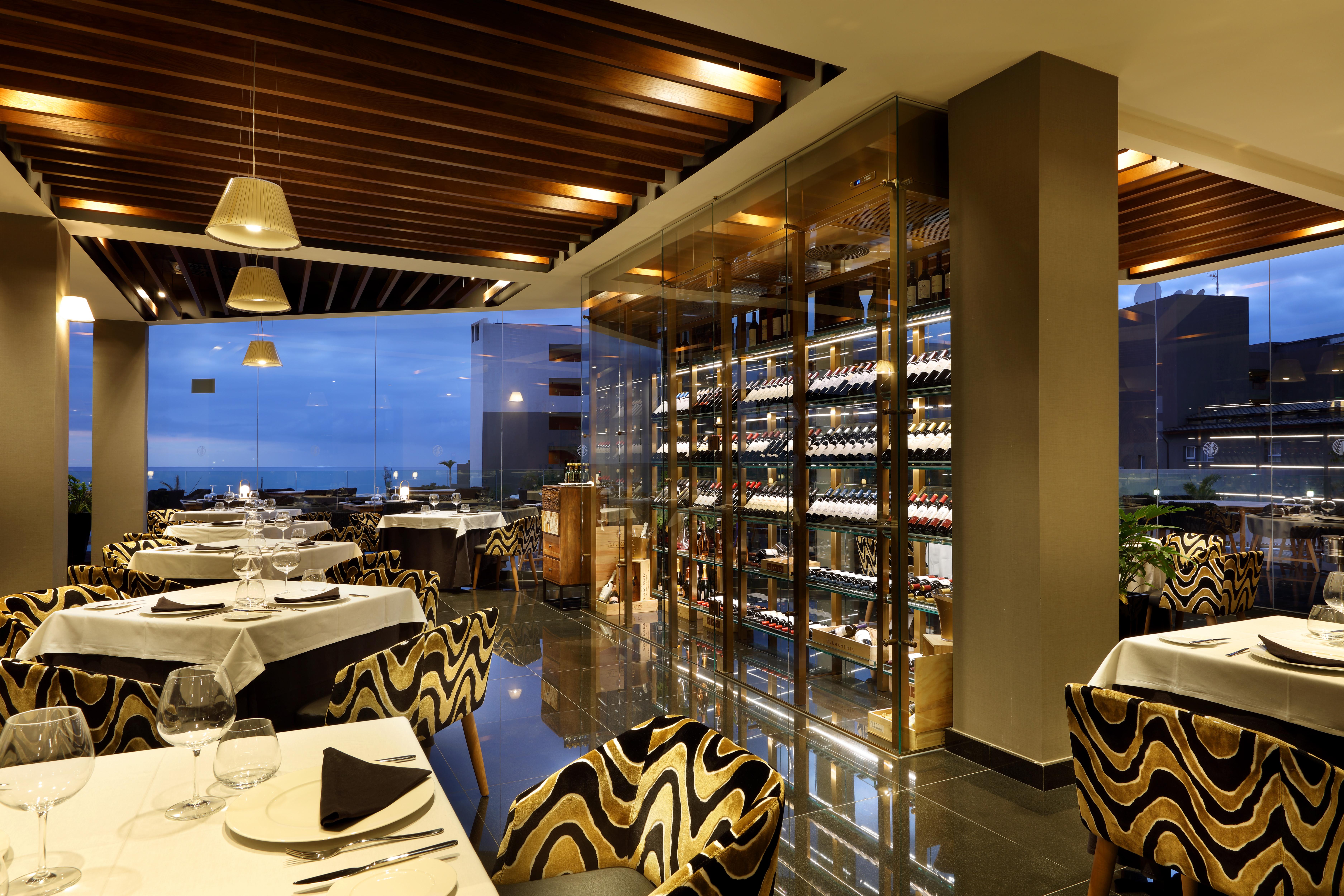 Hard Rock Hotel Tenerife Адехе Екстериор снимка Restaurant