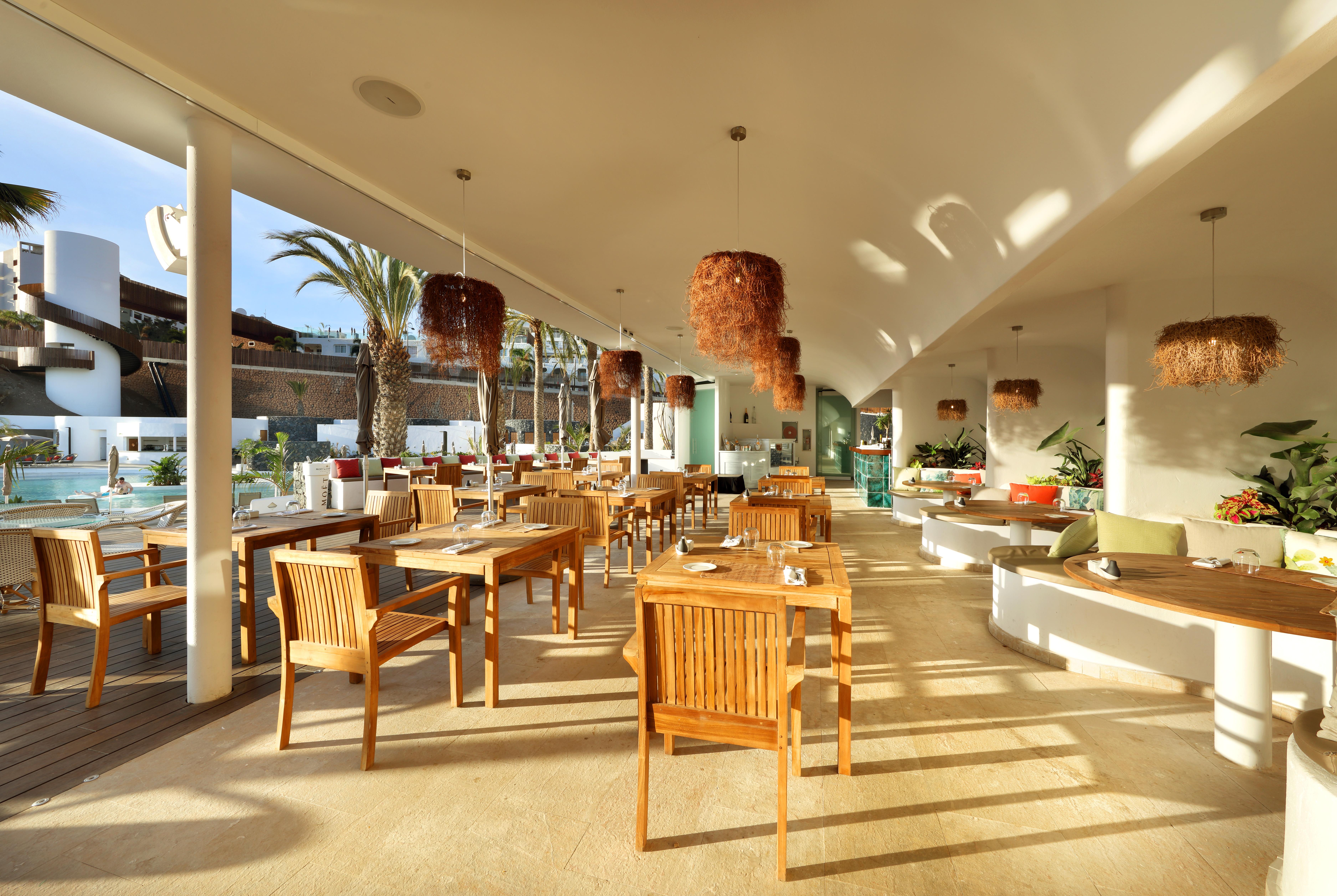Hard Rock Hotel Tenerife Адехе Екстериор снимка Restaurant at the Hotel