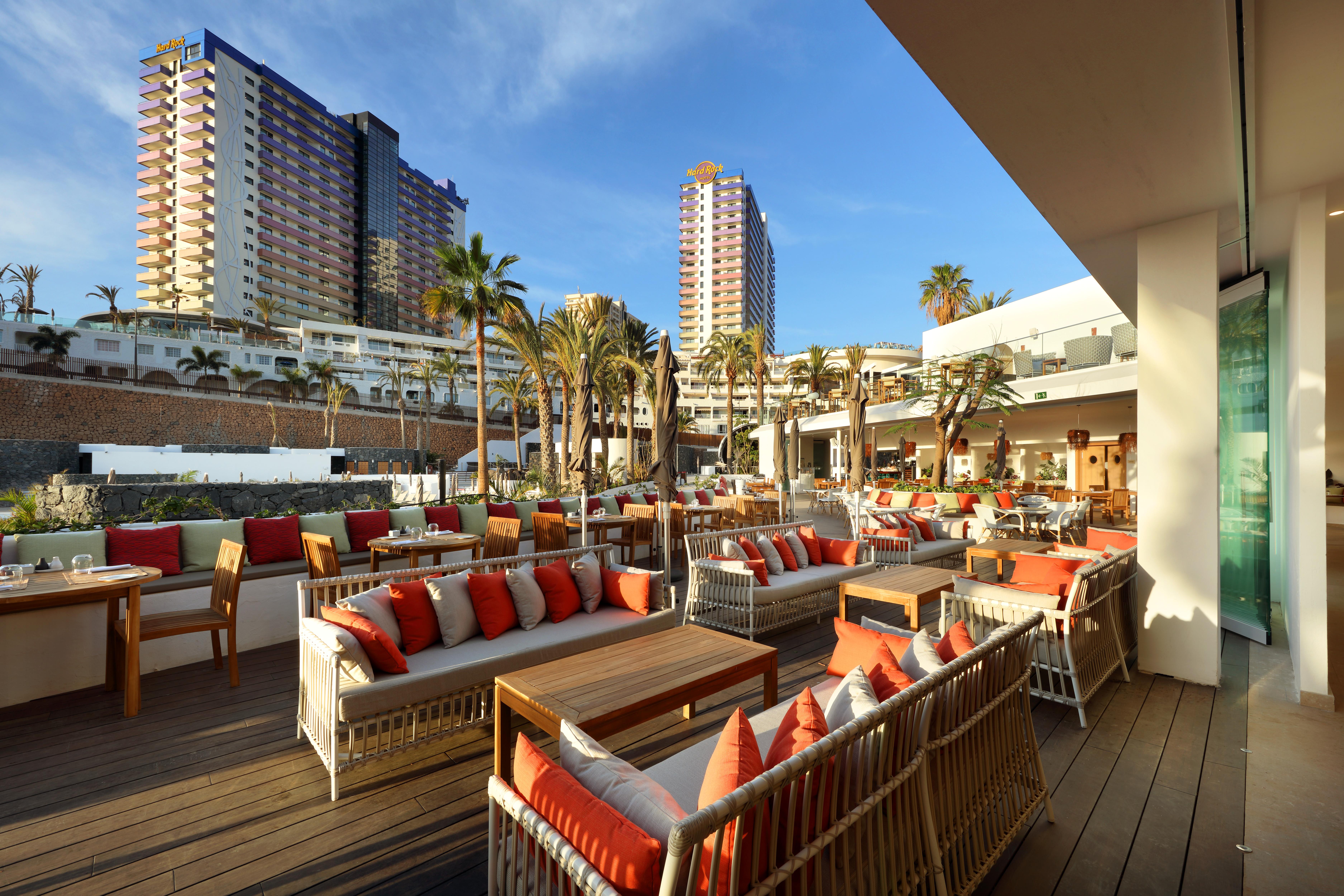 Hard Rock Hotel Tenerife Адехе Екстериор снимка The Beach at The Standard, East Village