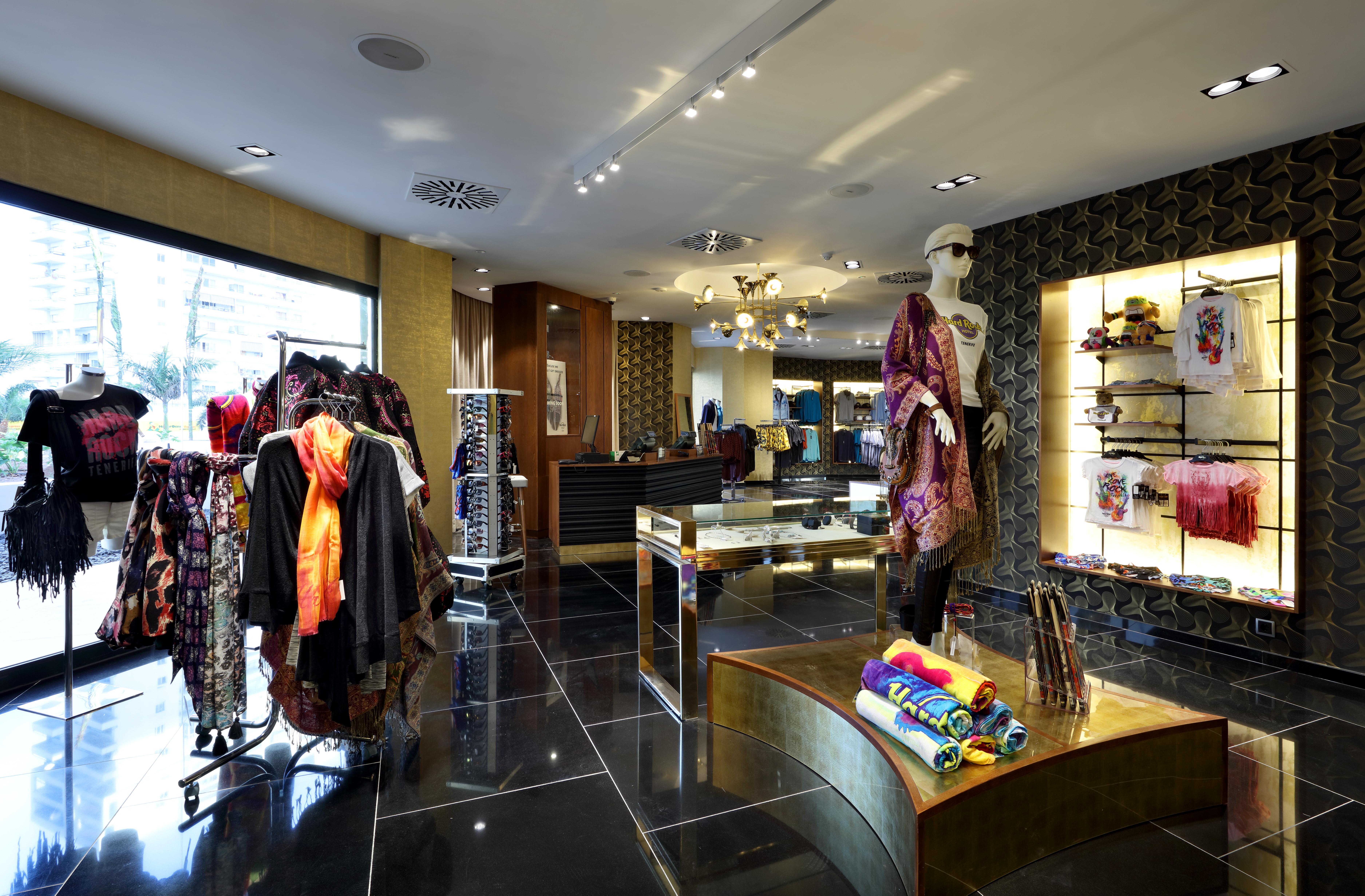 Hard Rock Hotel Tenerife Адехе Екстериор снимка A shop in the shopping mall